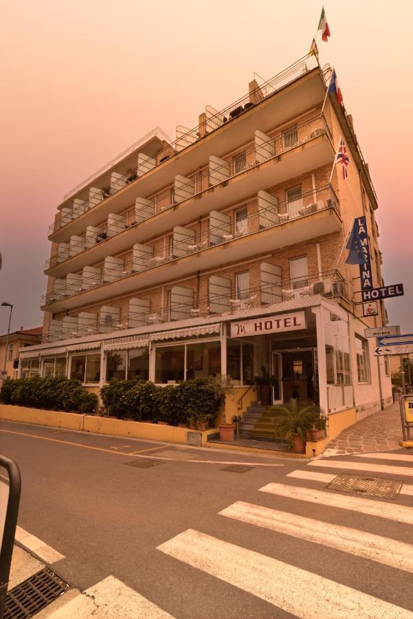 Hotel Ristorante La Marina Mhotelsgroup San Bartolomeo Al Mare Exterior photo