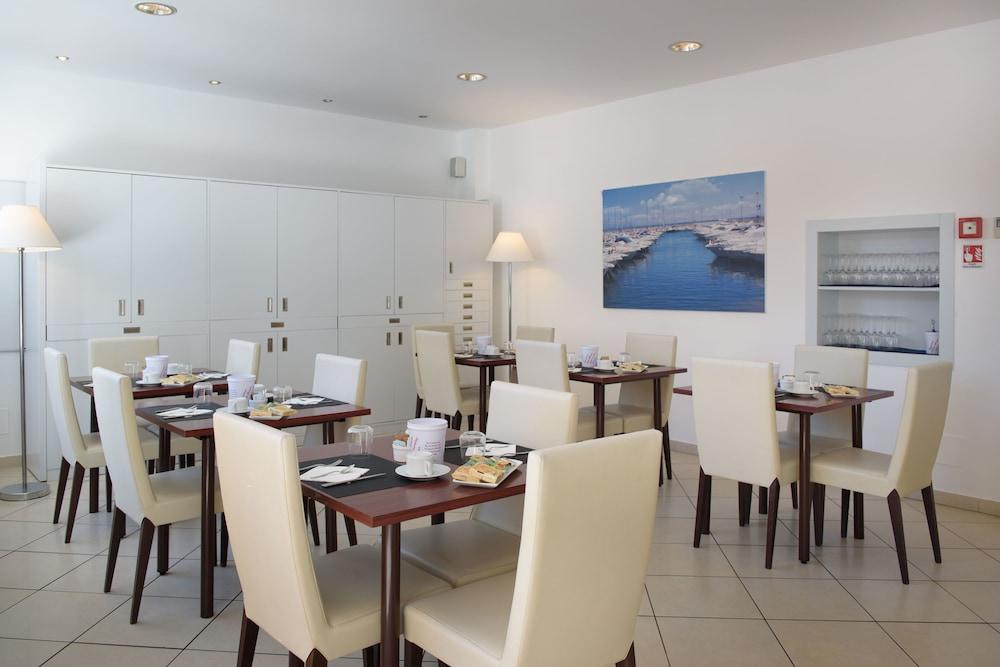 Hotel Ristorante La Marina Mhotelsgroup San Bartolomeo Al Mare Exterior photo
